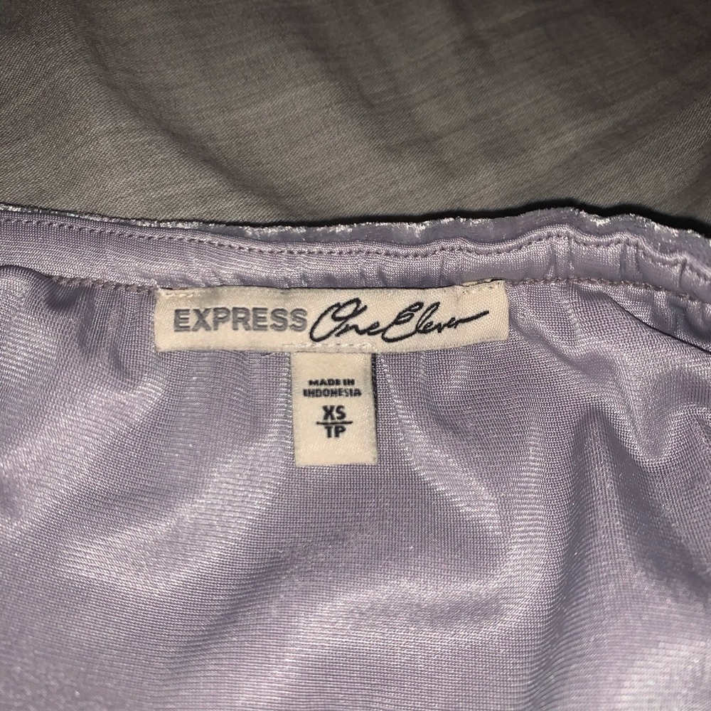 Express Top - Picture 5 of 5